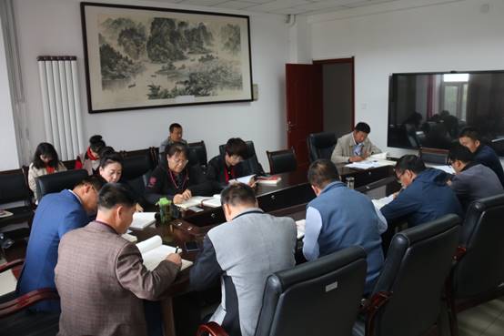 说明:C:\Users\Dell\Desktop\学院开始不忘初心主题教育学习\10月份主题教育学习\行政\2019109行政支部学习\IMG_3458.JPG